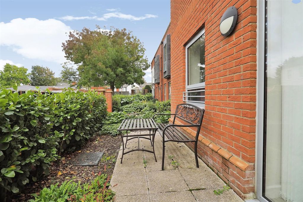 Property photo 2 of 24 011.Jpg