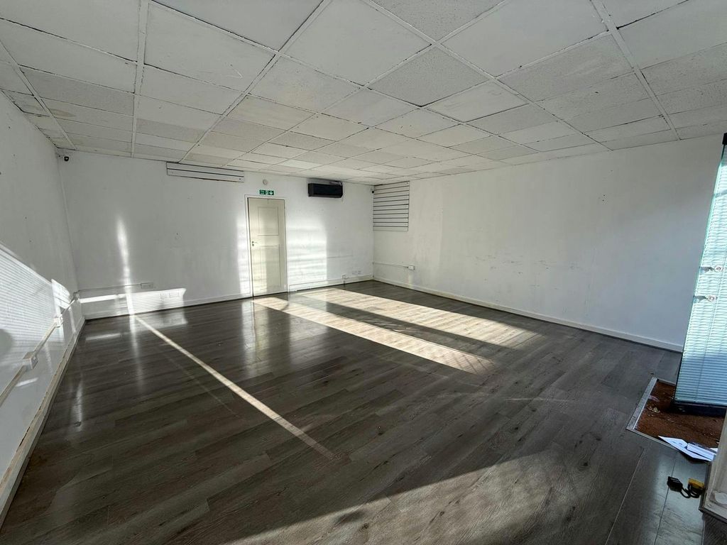 Property photo 1 of 5 Whatsapp Image 20251106 At 142006_11721E06.Jpg