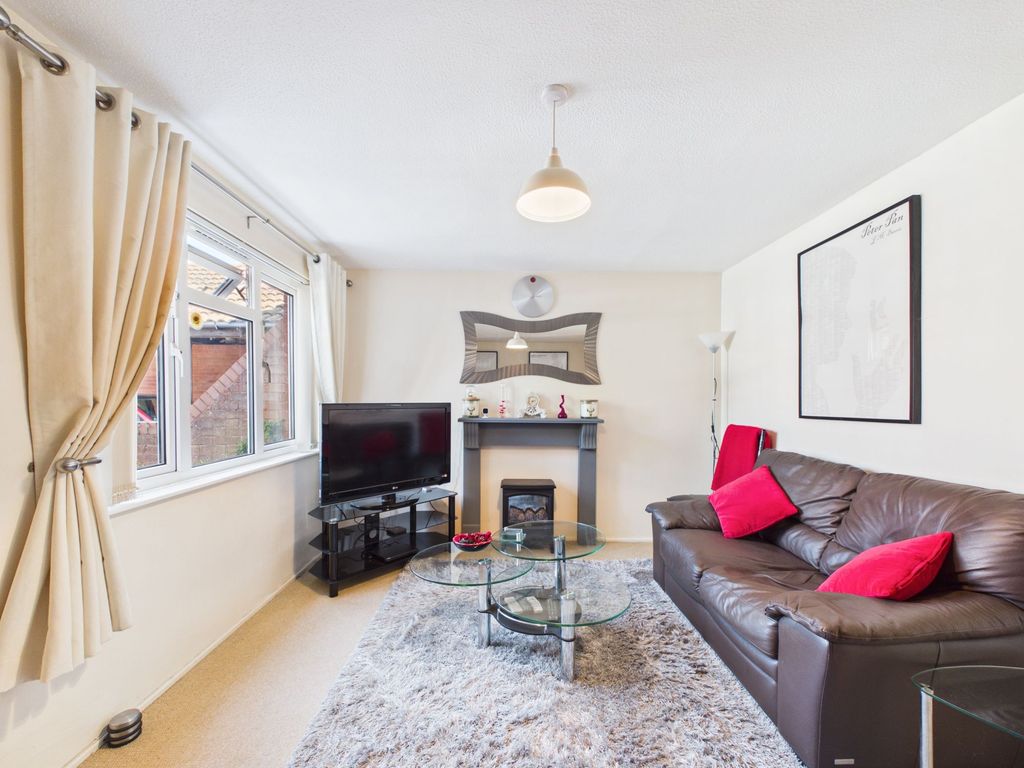 Property photo 3 of 17
