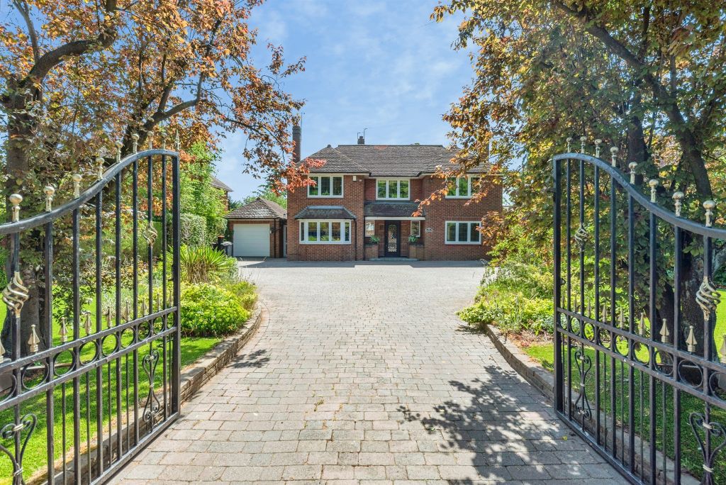 Property photo 1 of 21