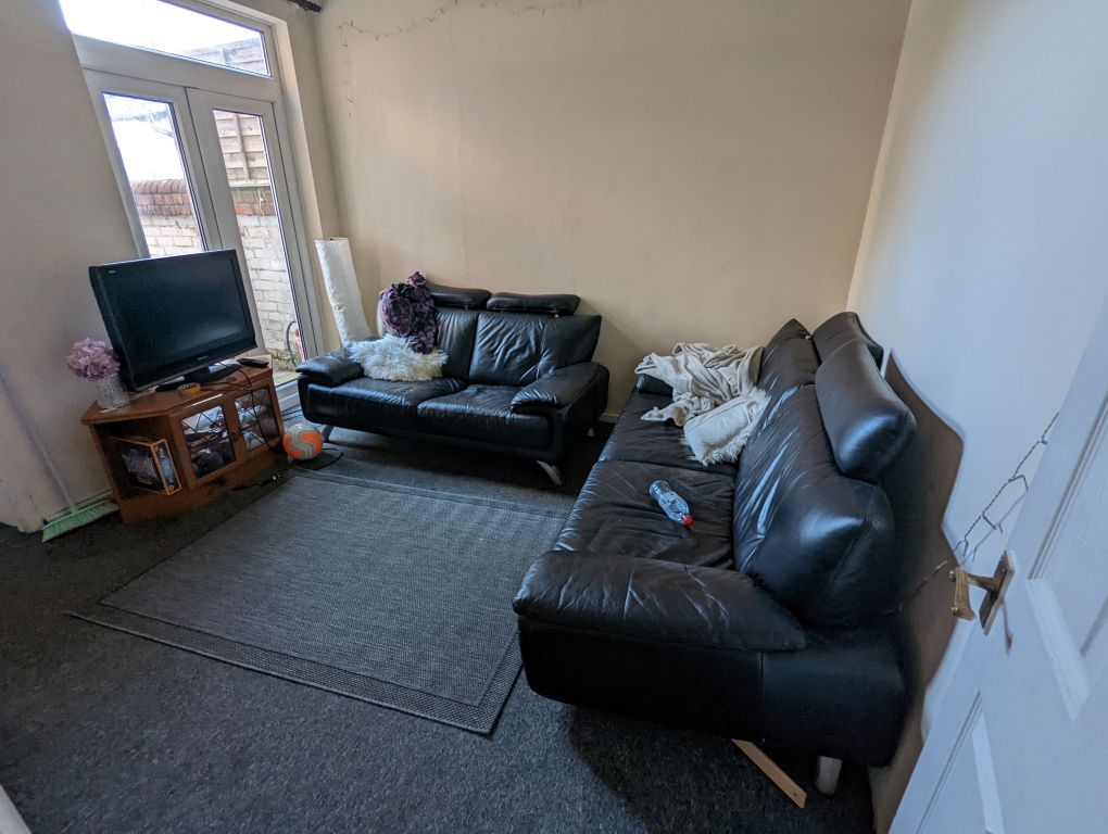 Property photo 3 of 15