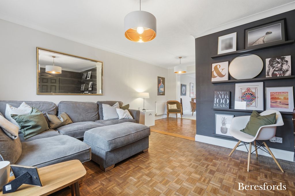 Property photo 1 of 28 Picture No. 44