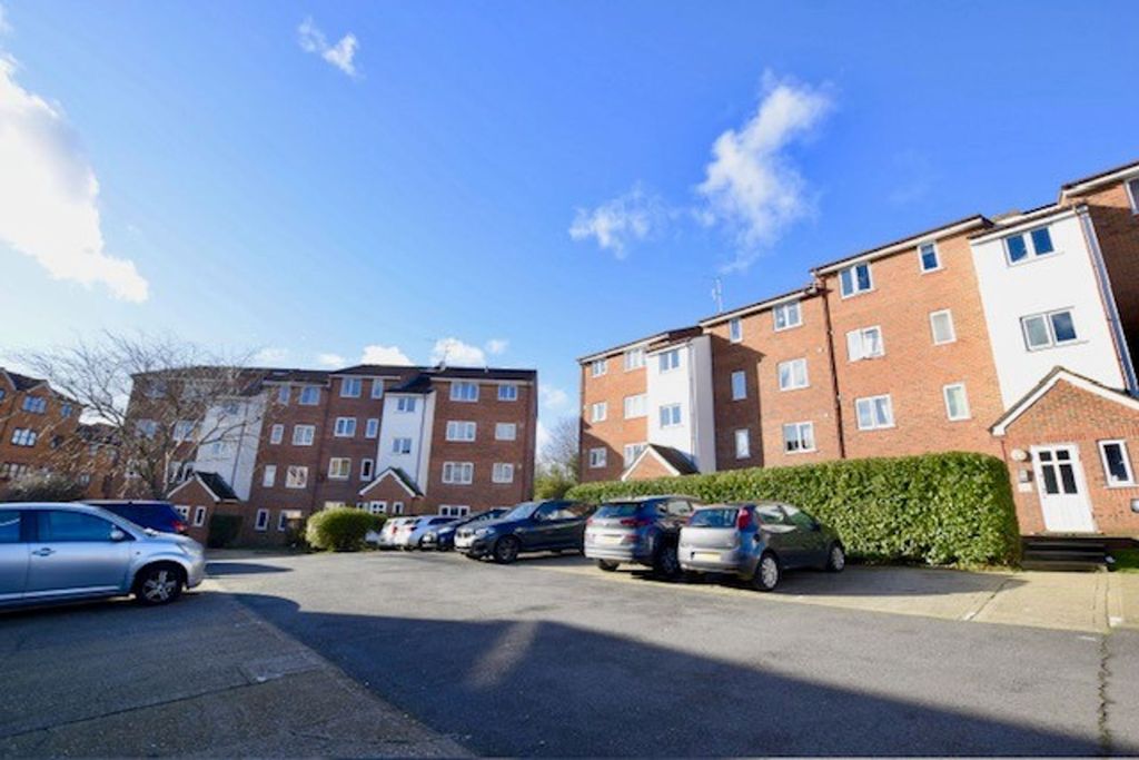 Property photo 2 of 6