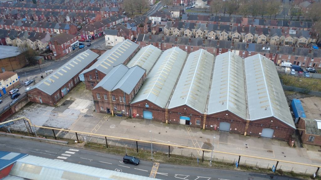 Property photo 2 of 13 Photo 12