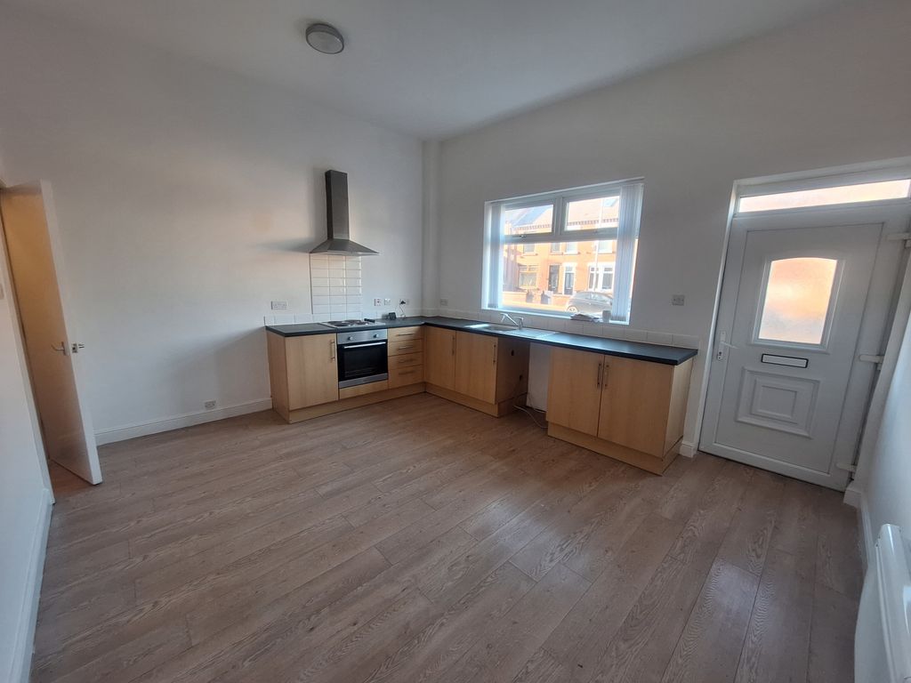 Property photo 2 of 5 Gallery