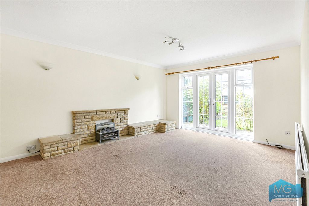 Property photo 2 of 21 Picture No. 10