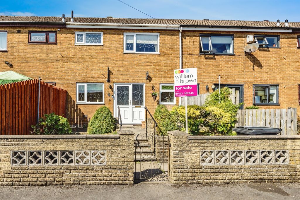 Property photo 1 of 17