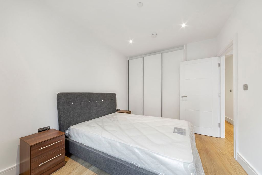 Property photo 3 of 8