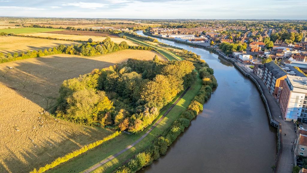 Property photo 2 of 5 Image 2