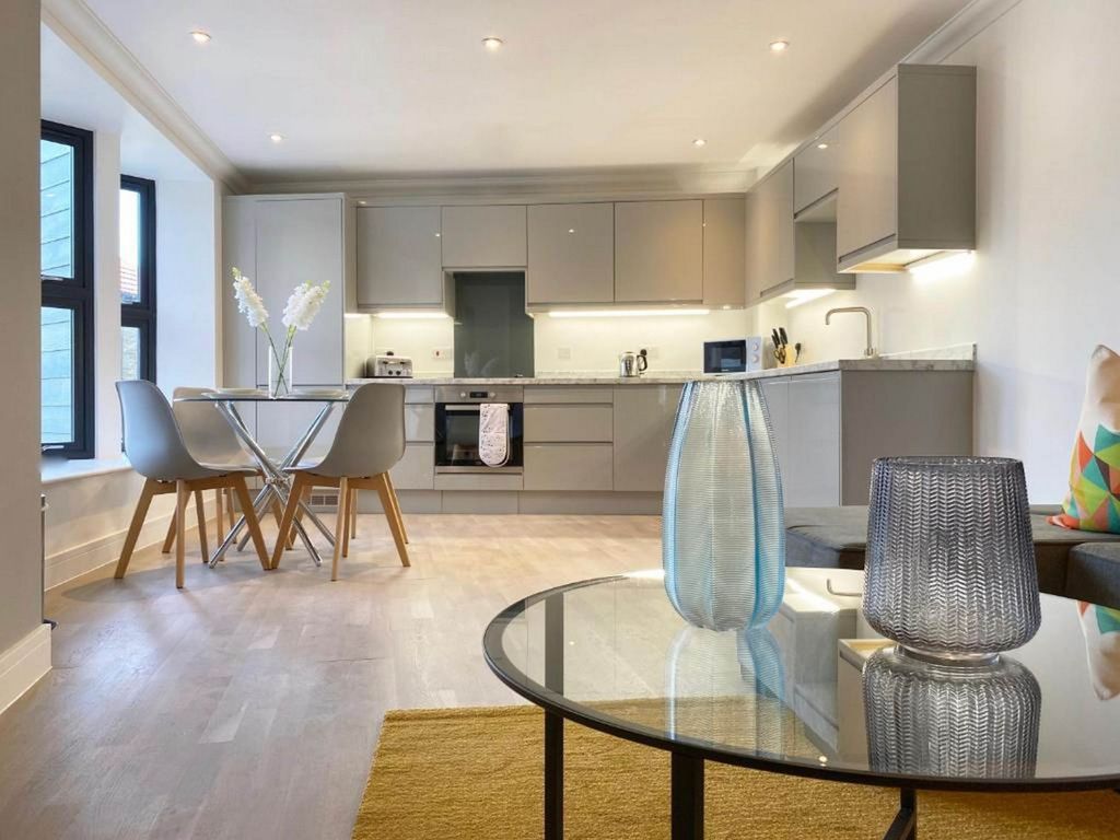 Additional image 10 of 2 bed flat to rentVictoria Street, Rochester ME1