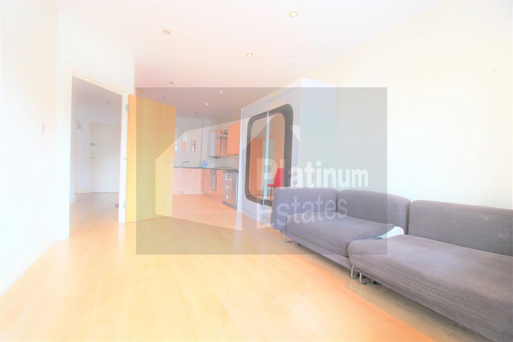 Property photo 2 of 9