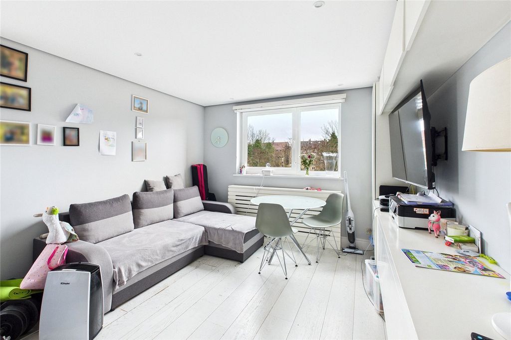 Property photo 3 of 8 Picture No. 07