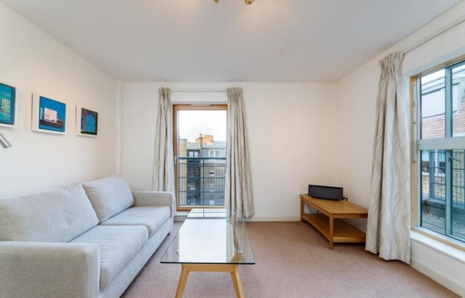 Property photo 1 of 6 142 Holcroft 1 14.11.Png