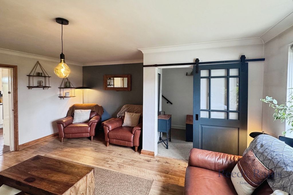 Property photo 2 of 24 Living Room