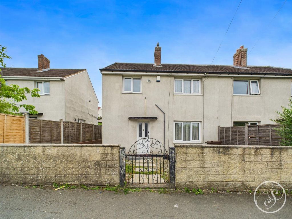 Property photo 1 of 14 External