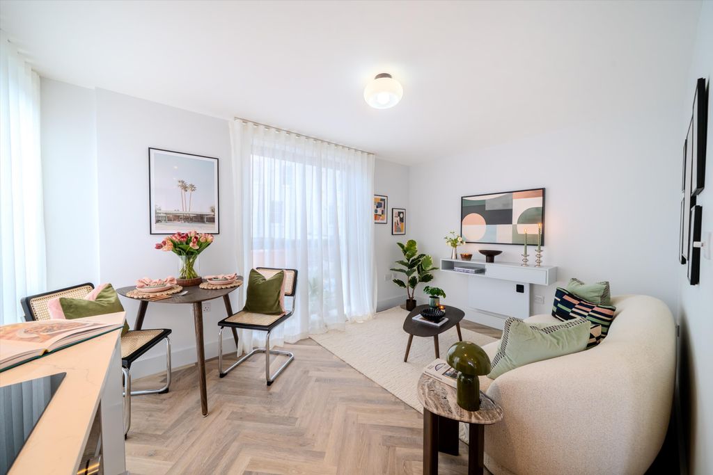 Property photo 1 of 12 Image