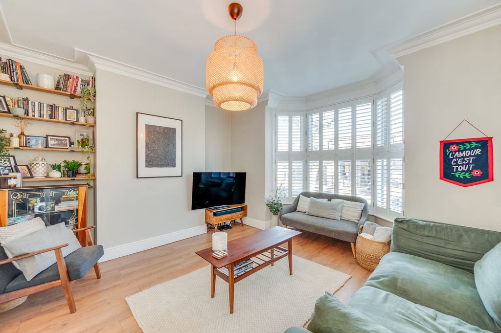 Property photo 2 of 29