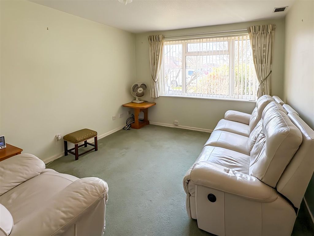 Property photo 3 of 15 Image00023.Jpg