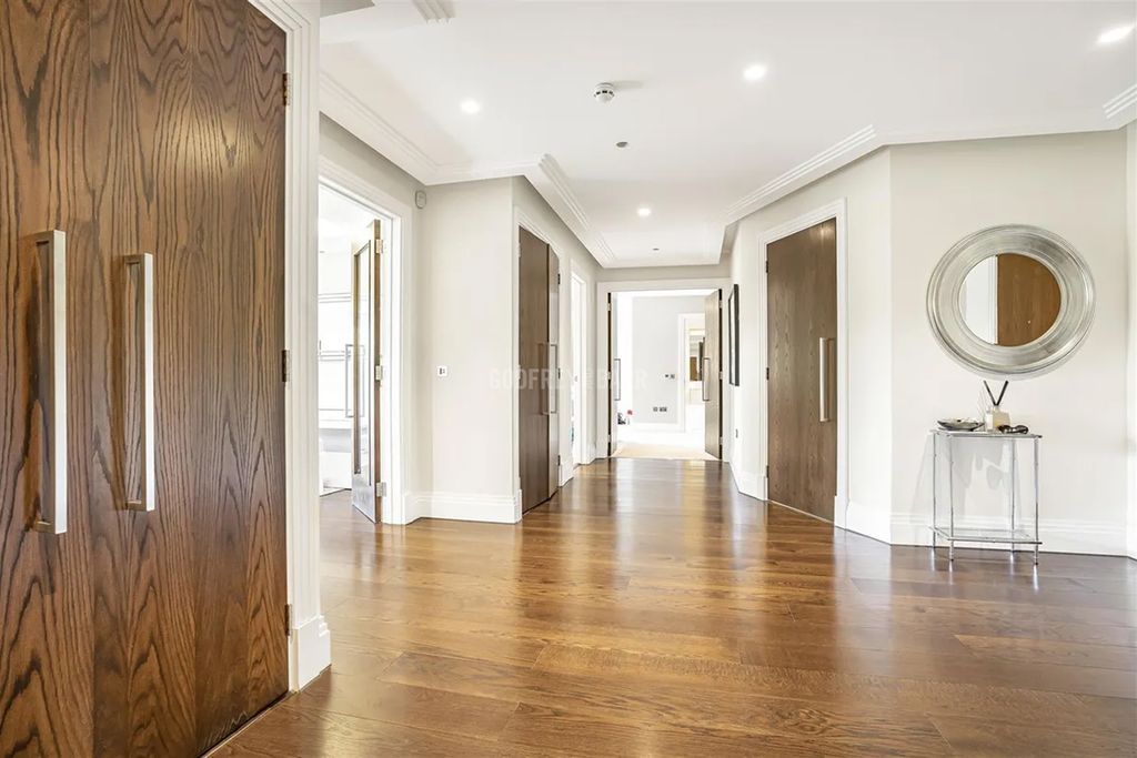 Additional image 6 of 3 bed flat to rentCockfosters Road, Hadley Wood EN4