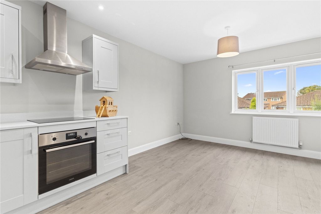 Property photo 2 of 13 Picture No. 08