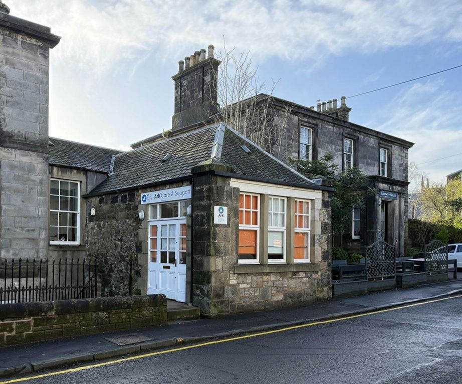 Property photo 1 of 9 Front Photo.Jpeg