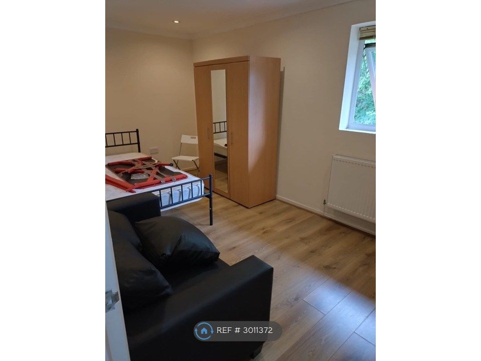 Property photo 3 of 3