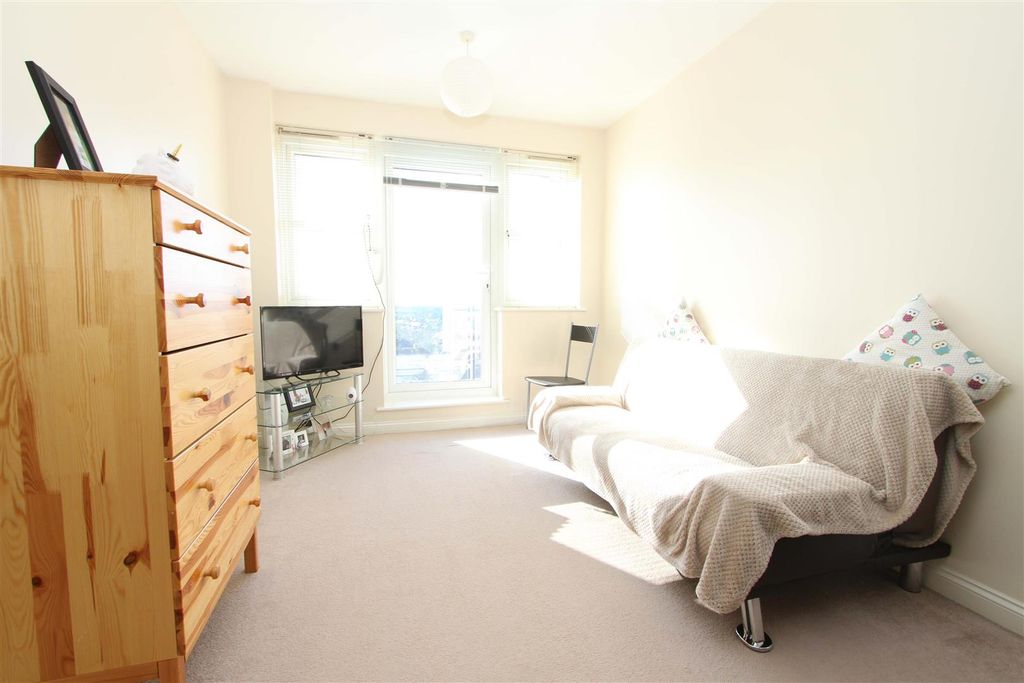 Property photo 3 of 8 Living Room