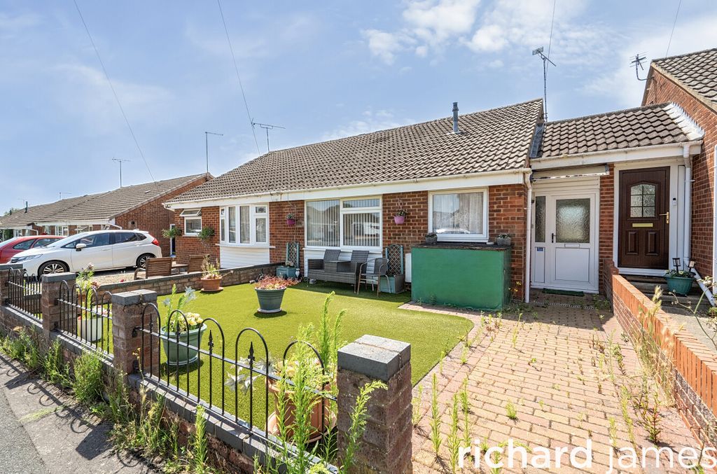 Property photo 1 of 12 B7770c2Def334Ca783B5c0115B4Dcf6E