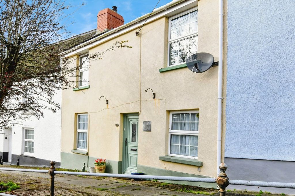 Property photo 1 of 19