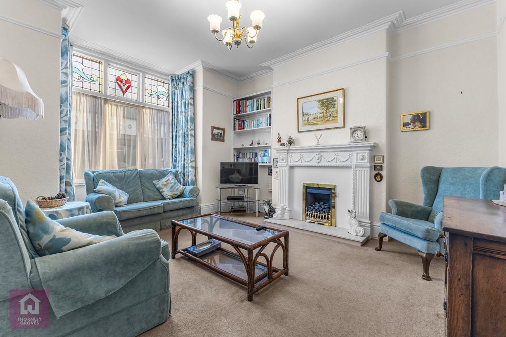 Property photo 3 of 22 Picture 3