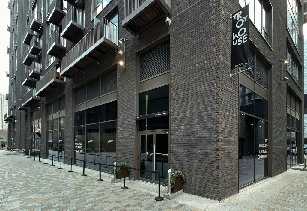 Property photo 1 of 5 1012Newunionsqlondonbuildingphoto1Largehighdefinition.Jpg