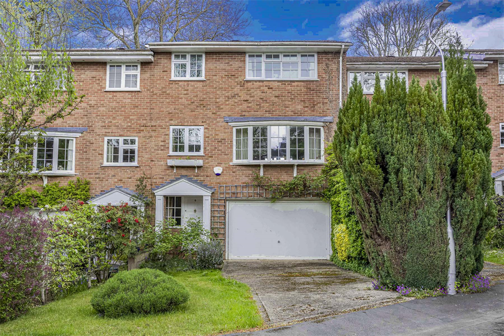 Property photo 2 of 13
