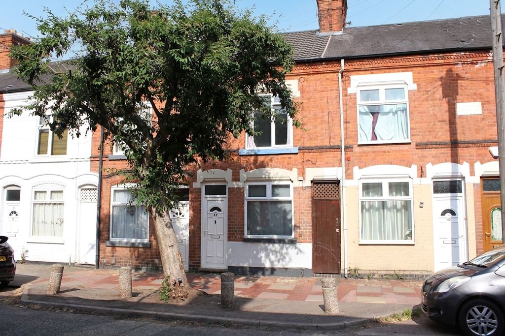 Property photo 1 of 13