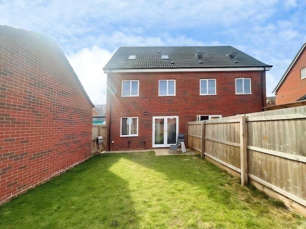 Property photo 3 of 11 Picture No. 02