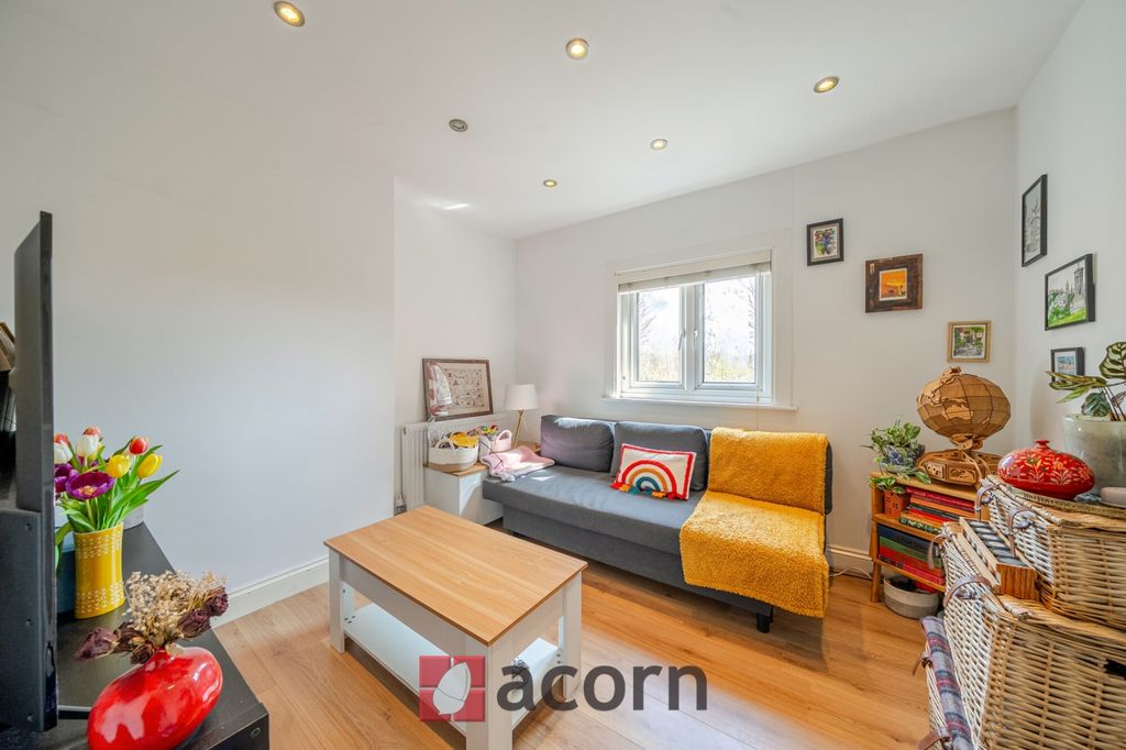 Property photo 2 of 12 7d9Ac424-F4c2-446...