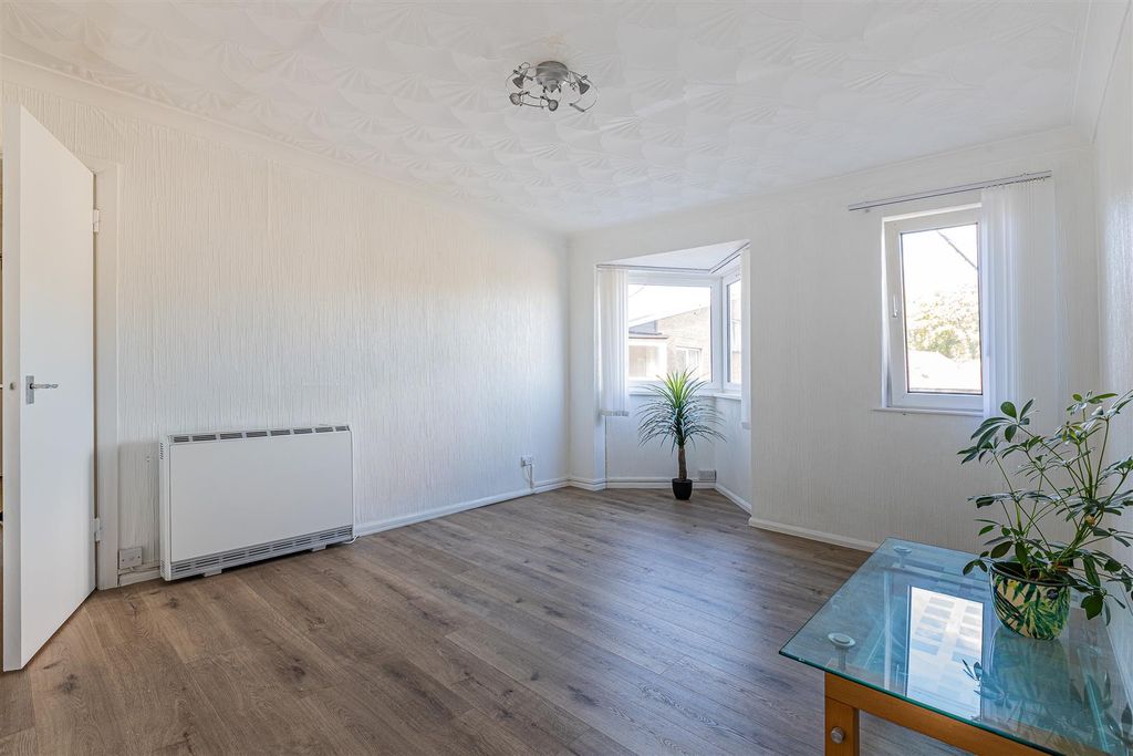 Property photo 2 of 15 145-9.Jpg