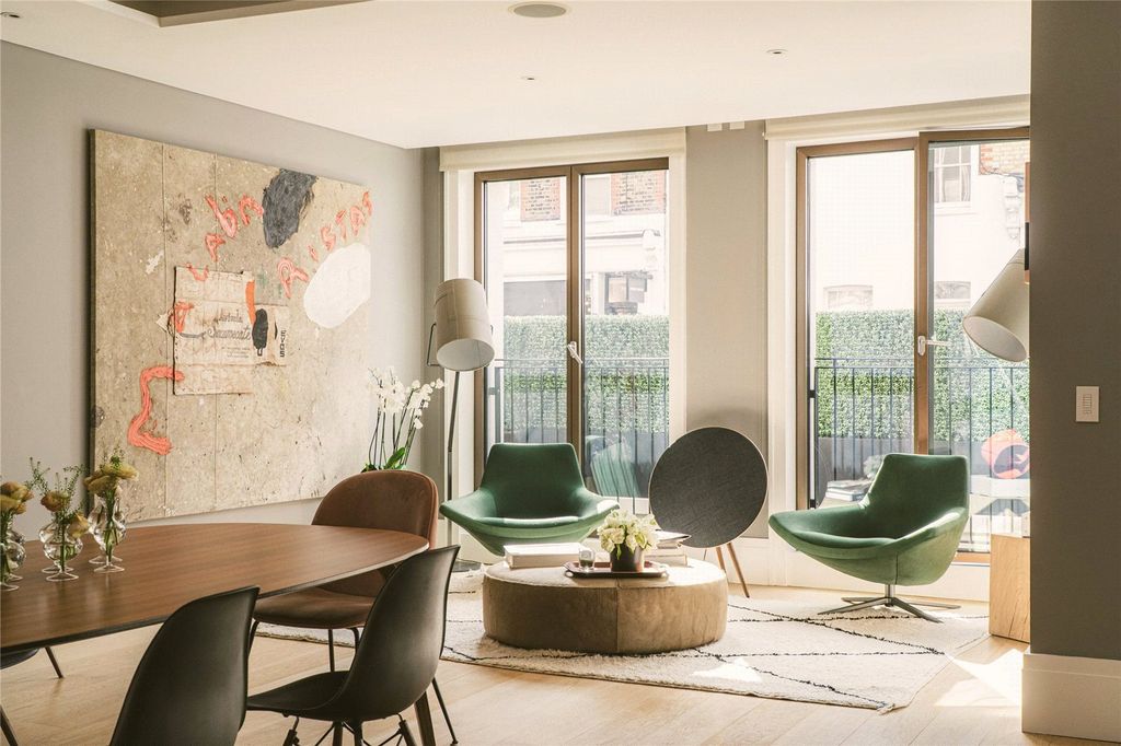 Property photo 1 of 11 Drawing Room