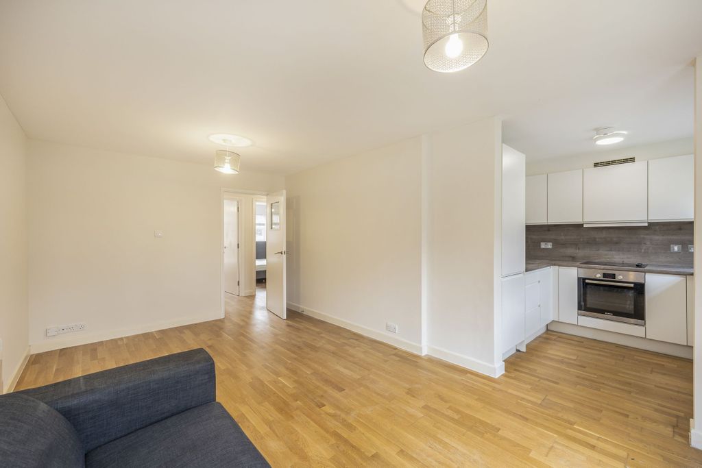 Property photo 3 of 13 Living_Room