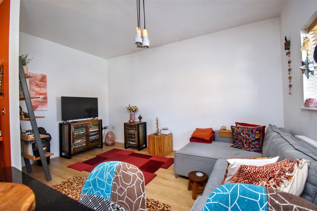 Property photo 3 of 16 Dsc_0160.Jpg