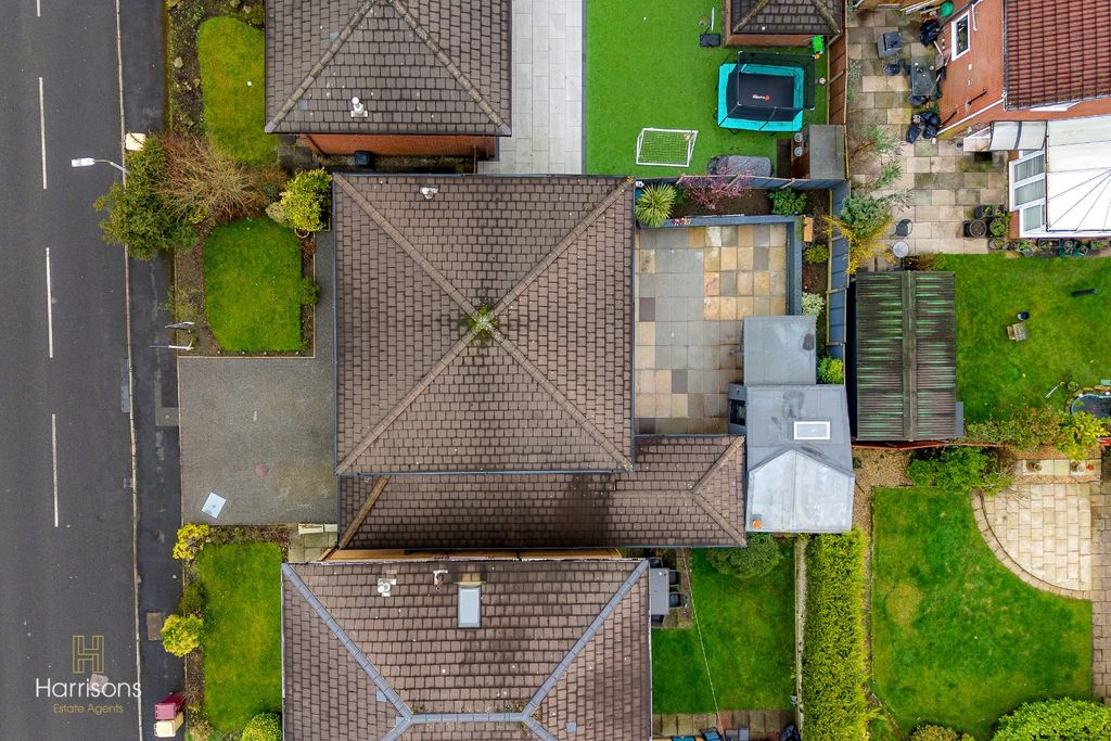 Property photo 2 of 44 4921434