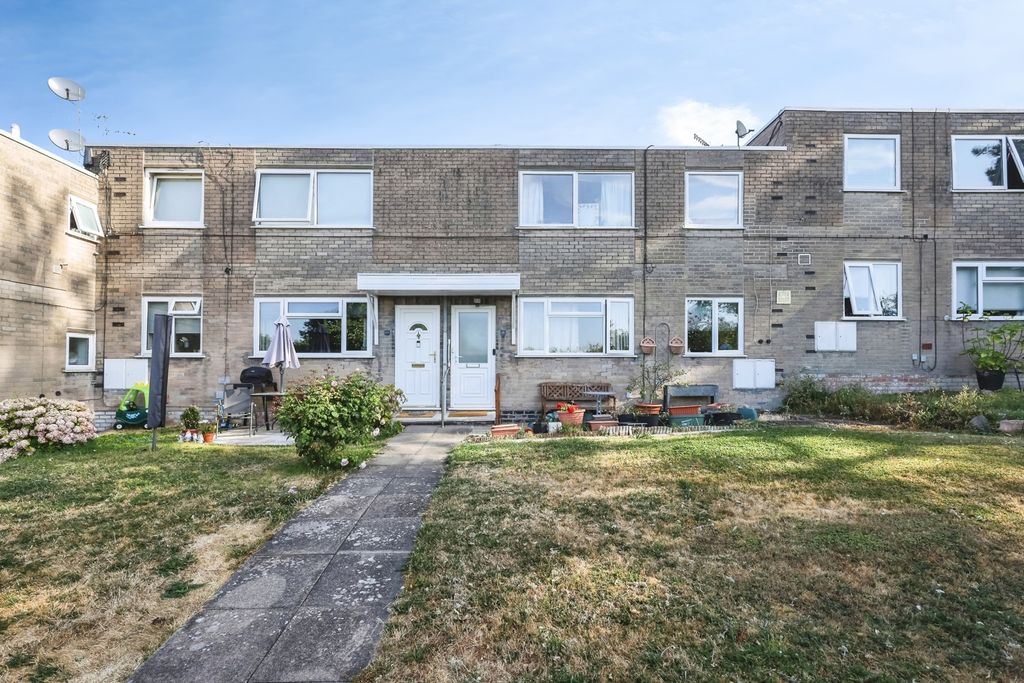 Property photo 1 of 13 Front
