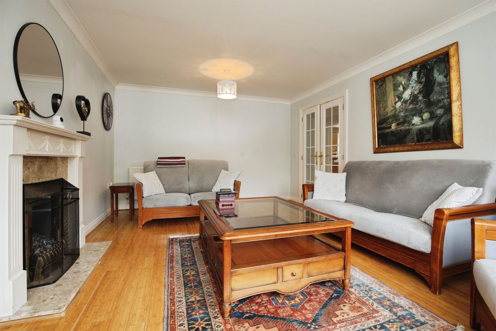 Property photo 2 of 17