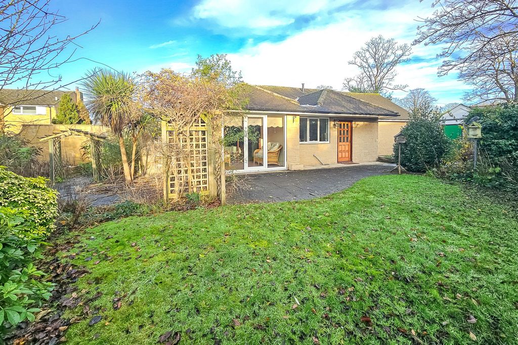 Property photo 1 of 26