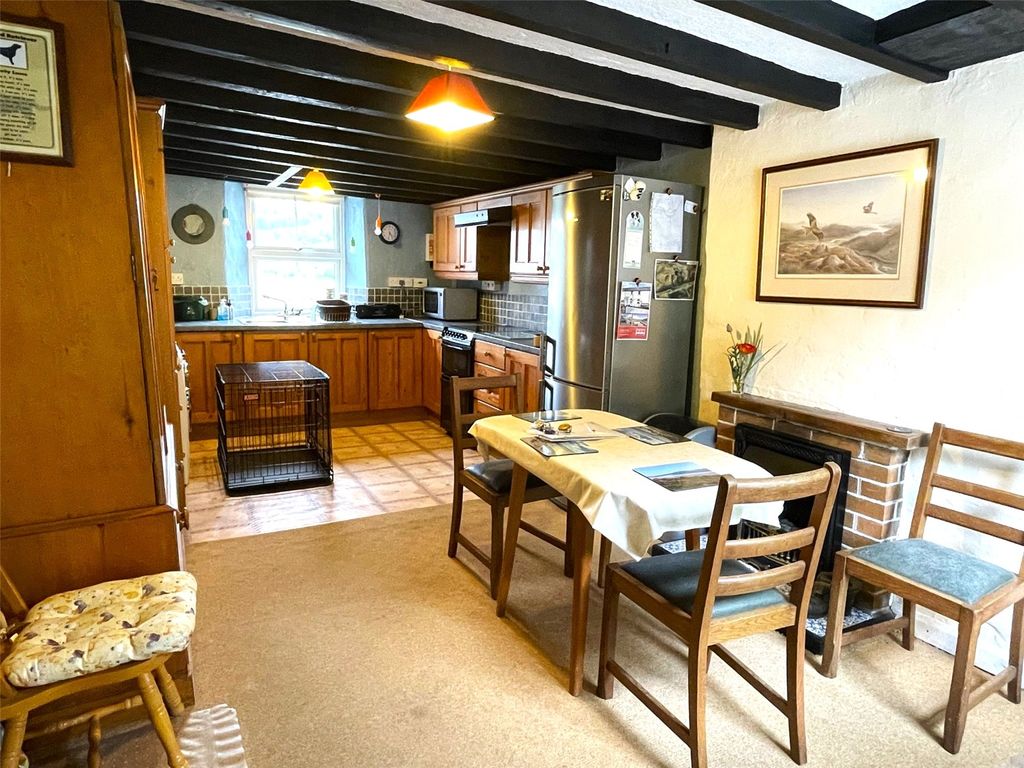 Property photo 2 of 11 Picture No. 35