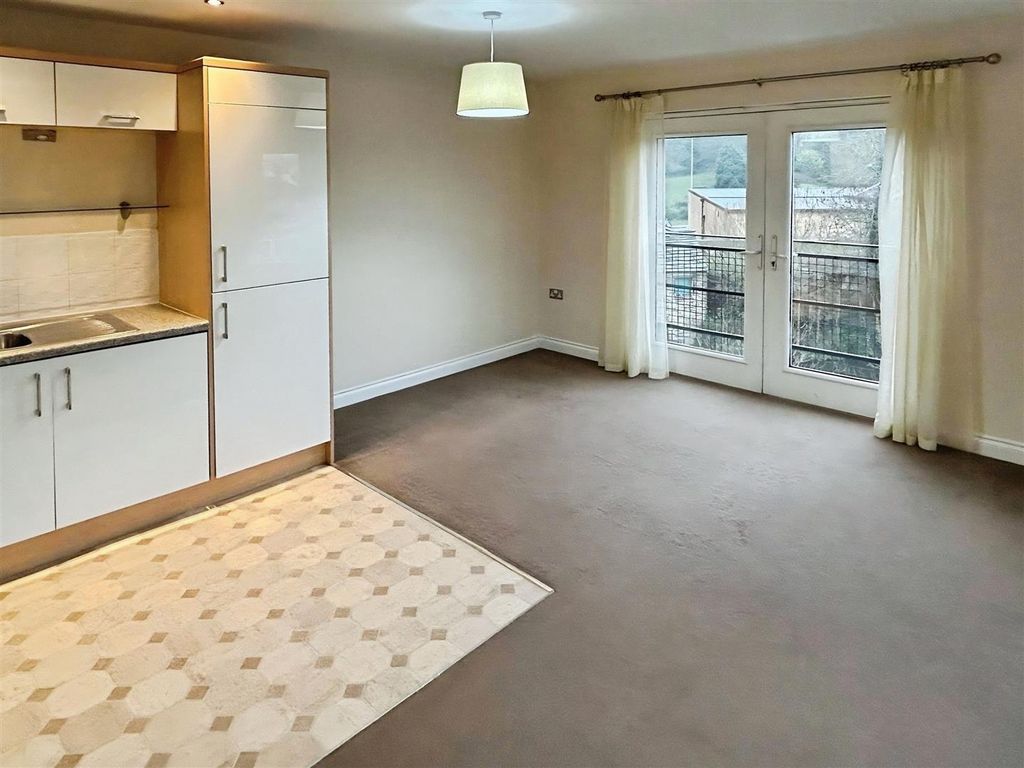 Property photo 3 of 11 Dining Living