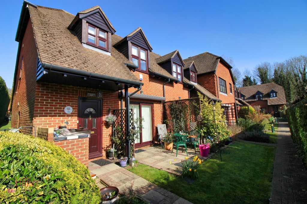 Property photo 1 of 18 Front