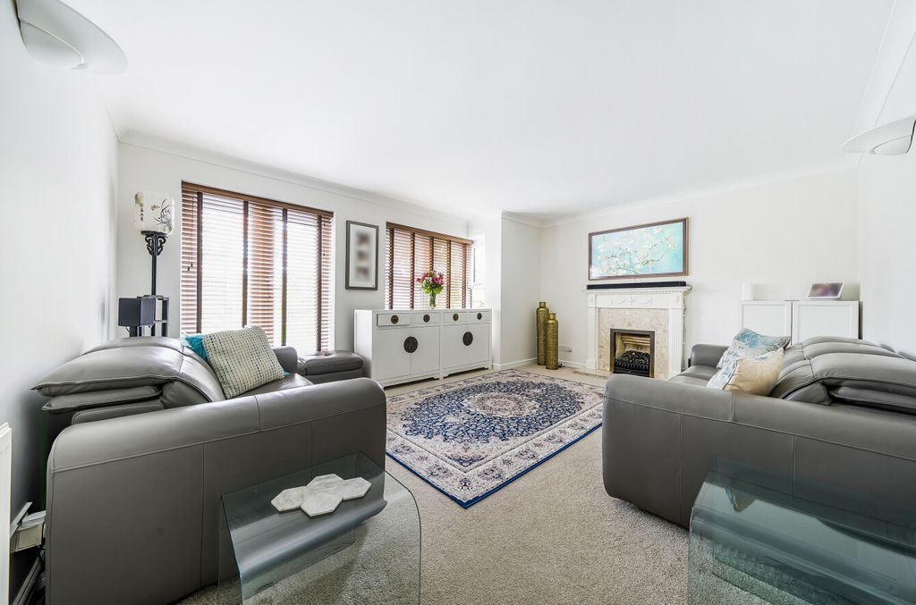 Property photo 2 of 15 1424116 - 2.Jpg