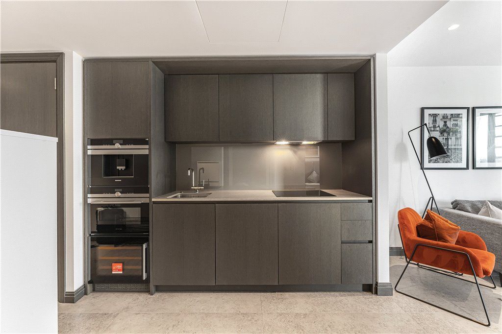 Property photo 3 of 19 Kitchen/Living Room