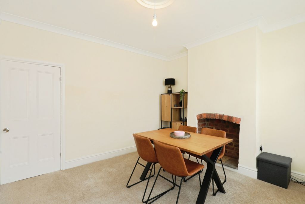 Property photo 3 of 15 Dining Room