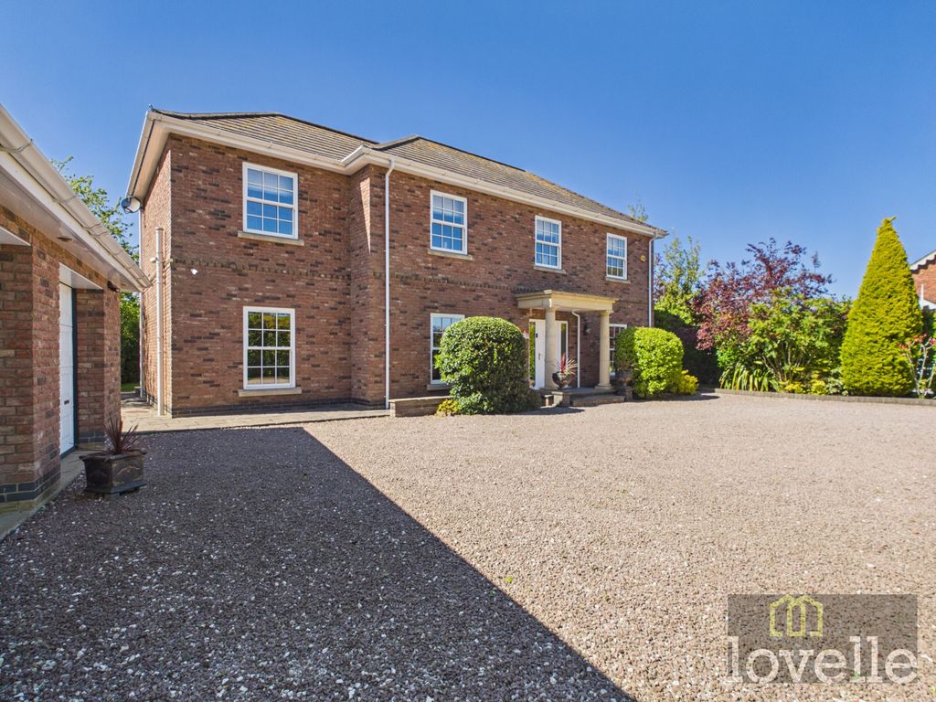 Property photo 3 of 42